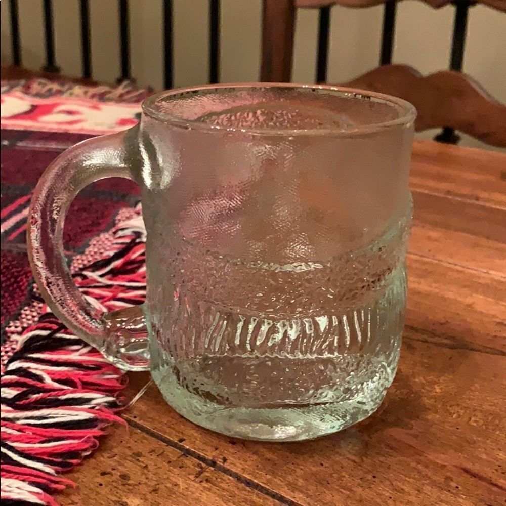 Vintage Luminarc Santa Mug - Picture 2 of 9